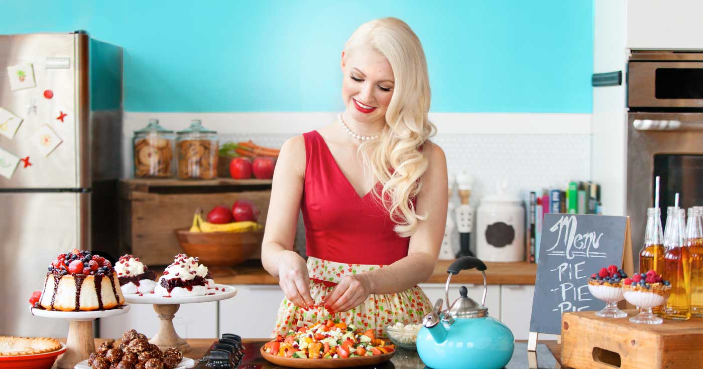 Abbey is a Registered Dietician, Food Blogger and TV Personality from Toronto.